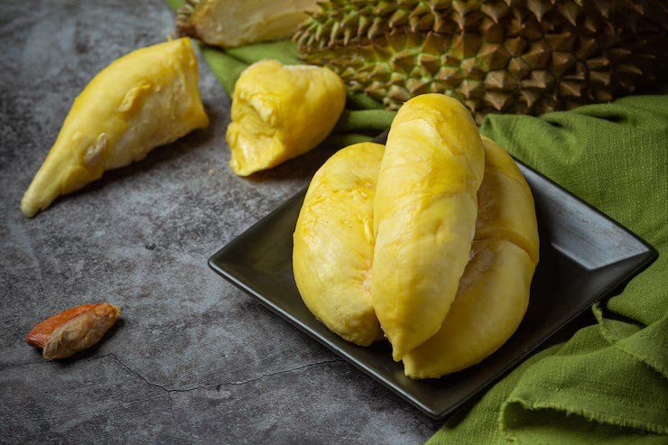 bahaya durian, efek makan durian, durian dan diabetes, durian untuk ibu hamil, alergi durian, hiperkalemia, gas akibat durian, sembelit karena durian